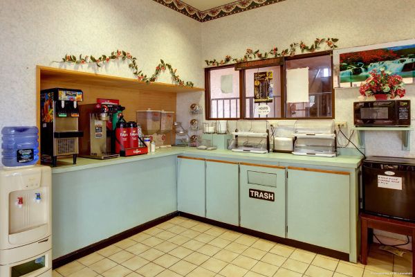 AMERICAS BEST VALUE INN (Bainbridge)
